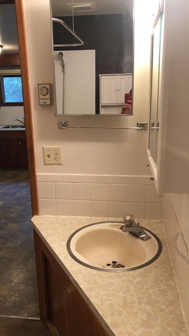 Building Photo - 1255 NW Davis Way