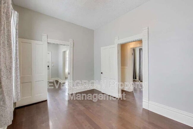 Building Photo - 1140 Hoyt Ave