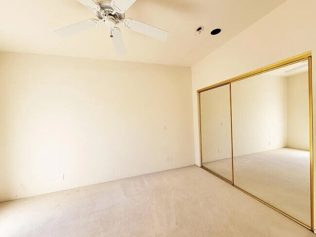 Building Photo - 72836 Mesa View Dr