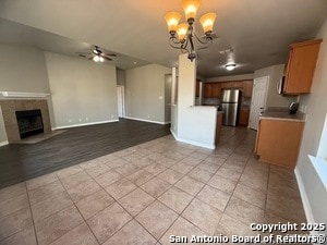 Building Photo - 570 Roadrunner Ave