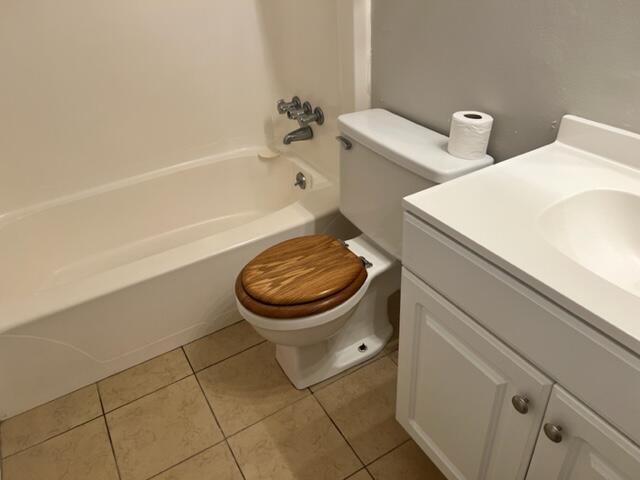 Building Photo - 122 3rd Ave