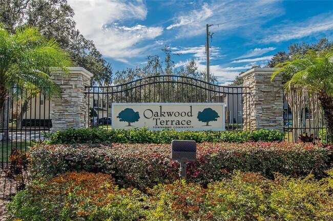 Building Photo - 209 Sawtooth Dr