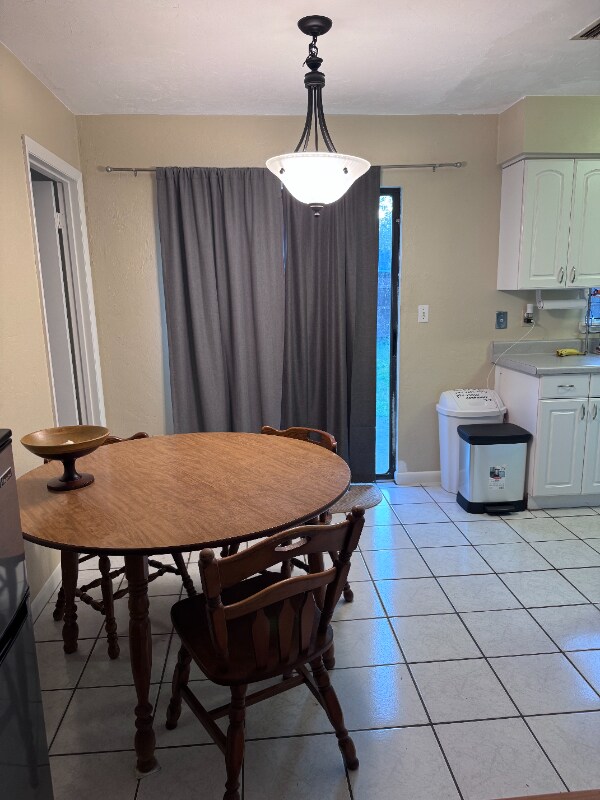 Building Photo - 4530 NW 27th Terrace