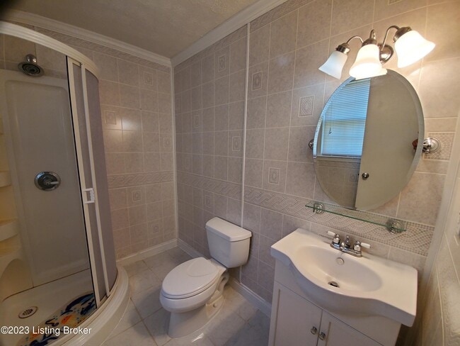 Building Photo - 9211 N Pirogue Ct