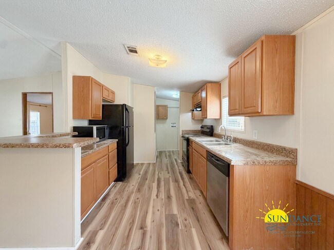 Building Photo - Nice 3 Bedroom Home in Fort Walton!