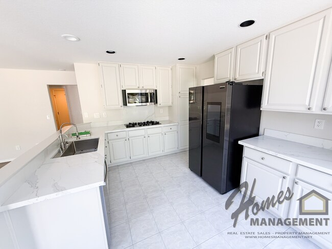 Building Photo - Homes Management - Carlsbad Home with Ocean View