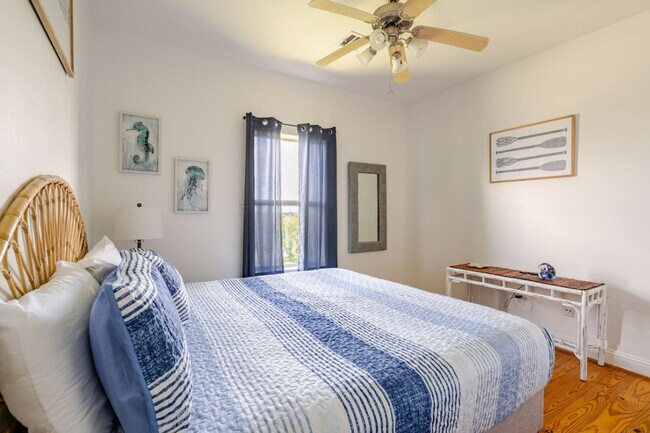 Building Photo - 814 Helen Blvd