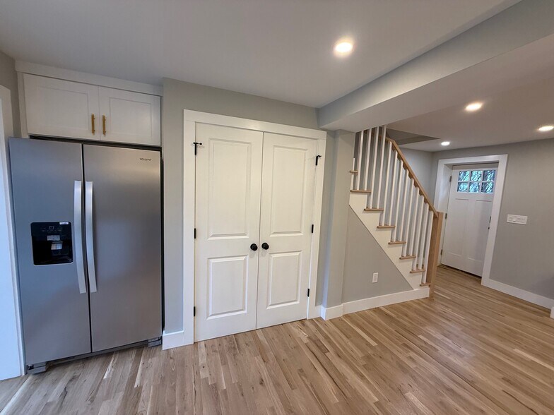 Building Photo - 46 High St