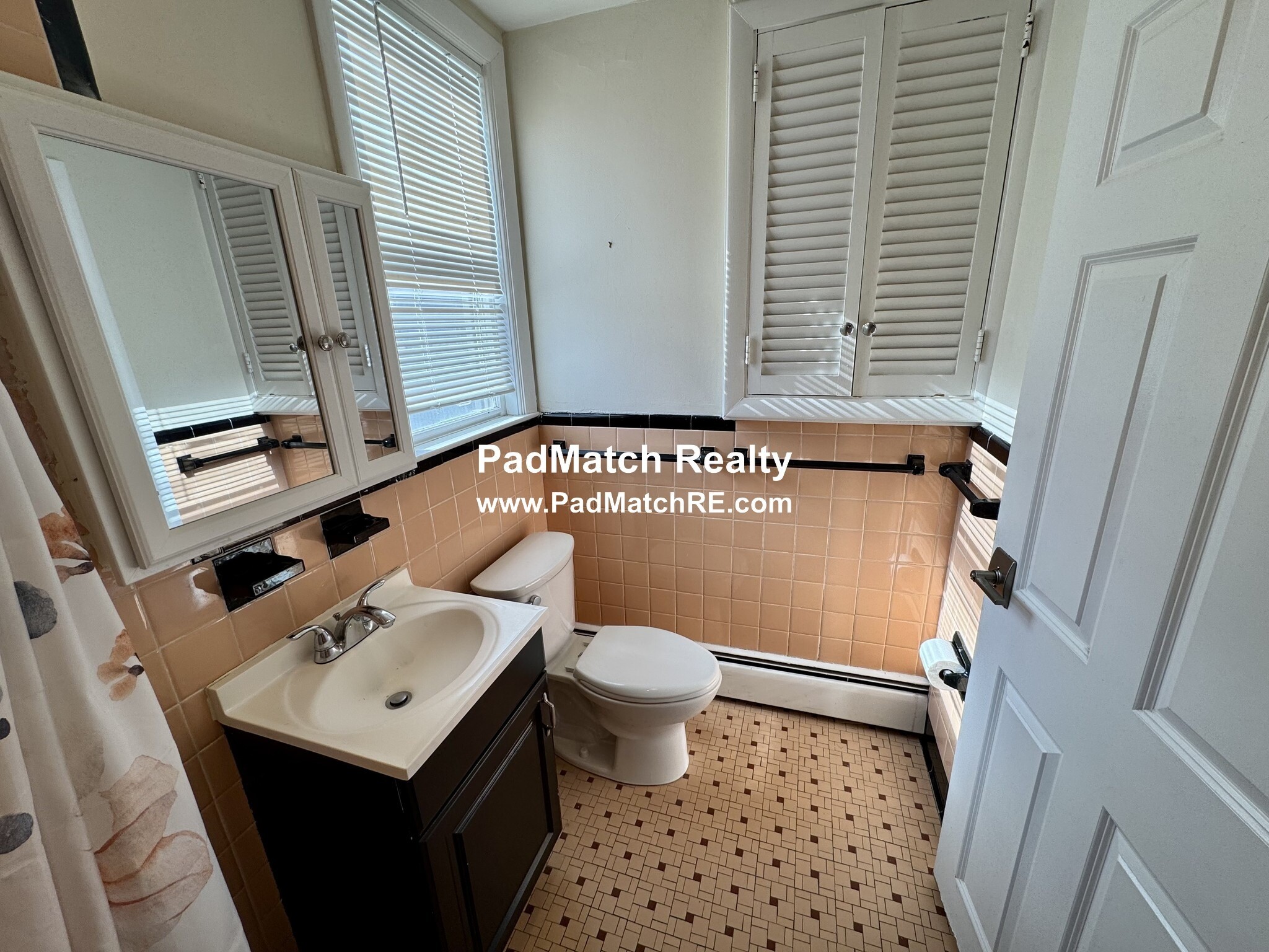 Building Photo - 49 Boylston St