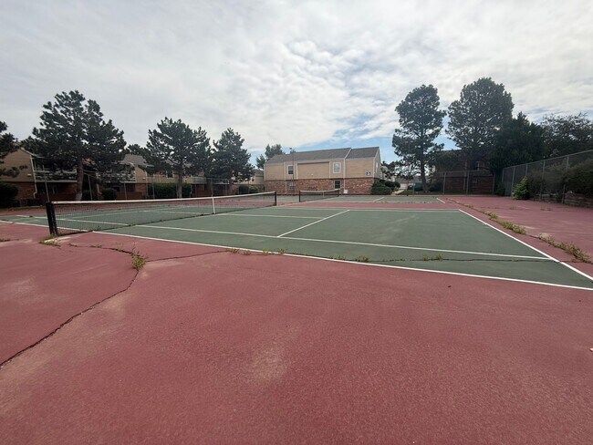 Building Photo - 2BR/2BA | Newly Renovated Condo| Nice views of grassy area | Community Pool!