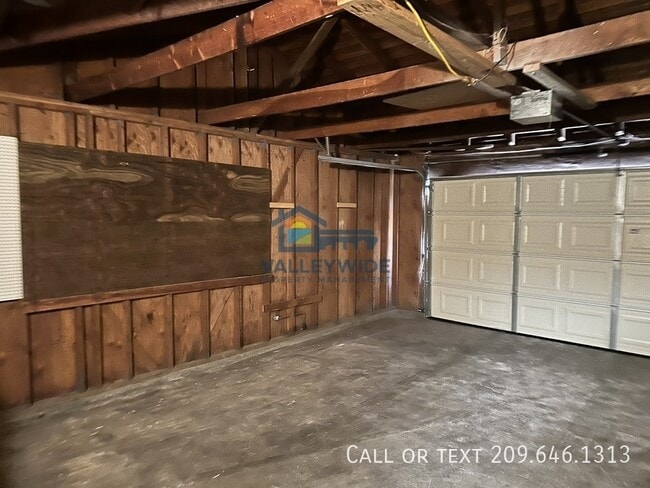 Building Photo - 9523 Cody Way