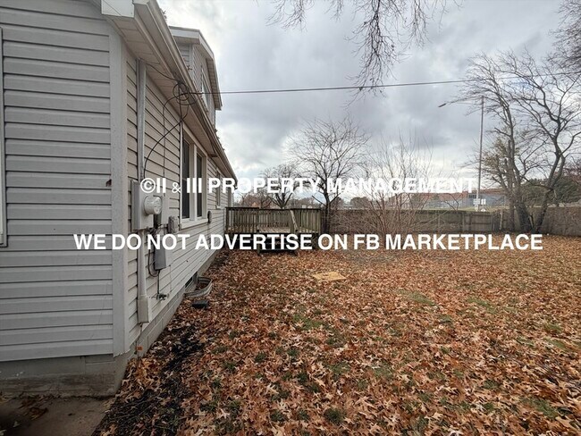 Building Photo - 5840 Floyd St