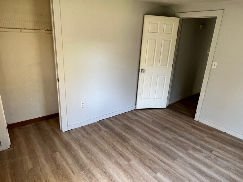 Building Photo - 24 Washburn St