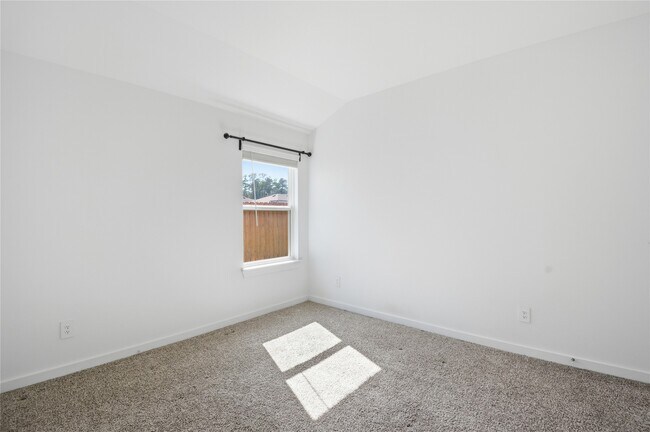 Building Photo - 14251 Big Bnd Dr