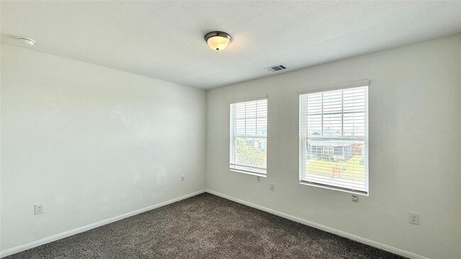 Building Photo - 156 Zion Dr