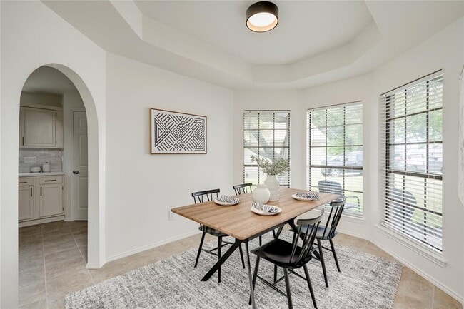 Building Photo - 16302 Bates Cove