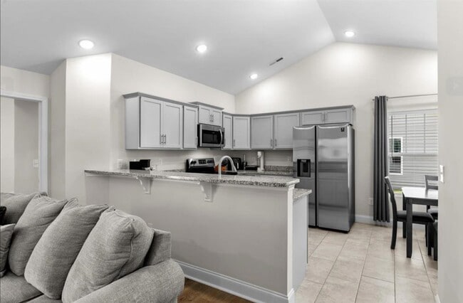 Building Photo - 224 Fishburn Dr