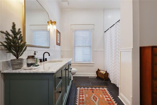 Building Photo - 1212 Merlin Ave SE