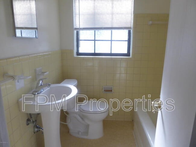 Building Photo - 3835 Cambay Pl