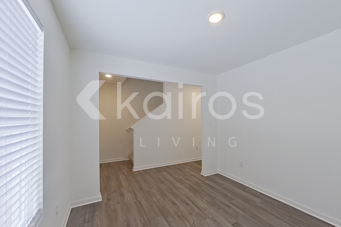 Building Photo - 273 Gaston Cir