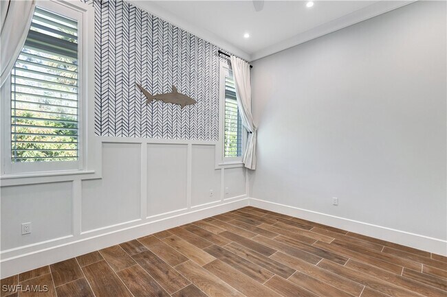 Building Photo - 5881 Sea Grass Ln