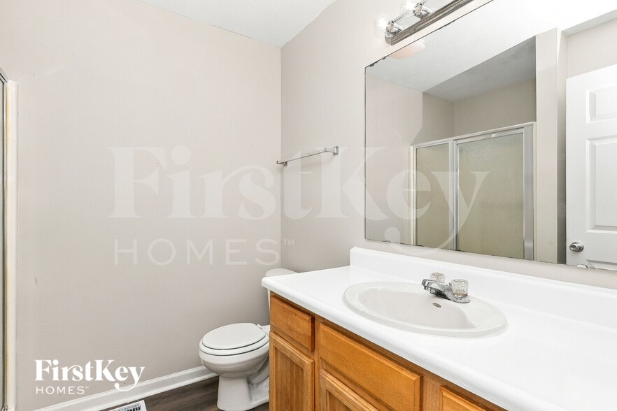 Building Photo - 10368 Platinum Dr