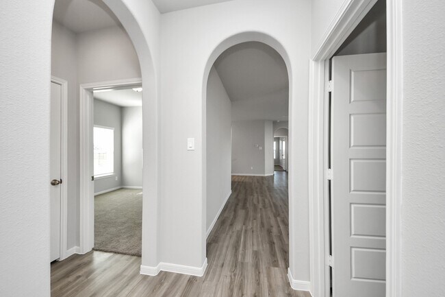 Building Photo - 1472 Sundown Gln Ln