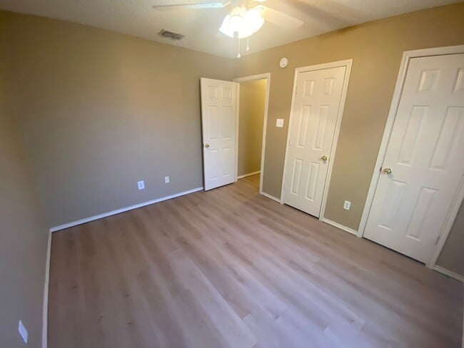 Building Photo - 2914 90th St