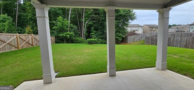 Building Photo - 352 Newshaw Dr