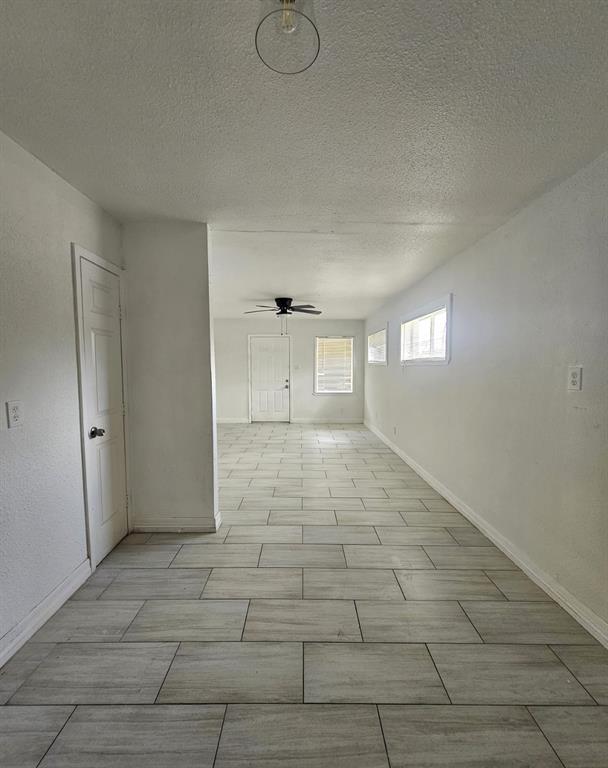 Building Photo - 3829 Mt Pleasant St