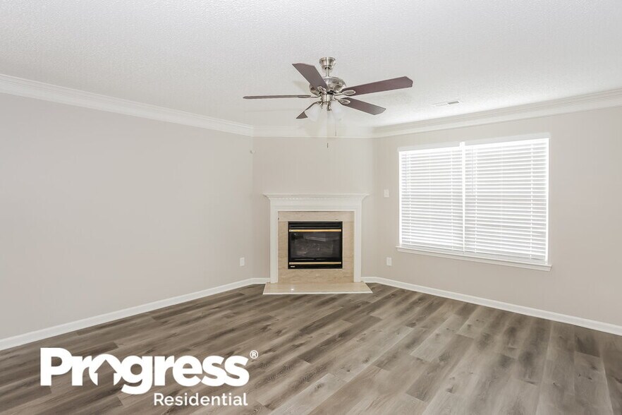 Building Photo - 9925 Aventide Ln