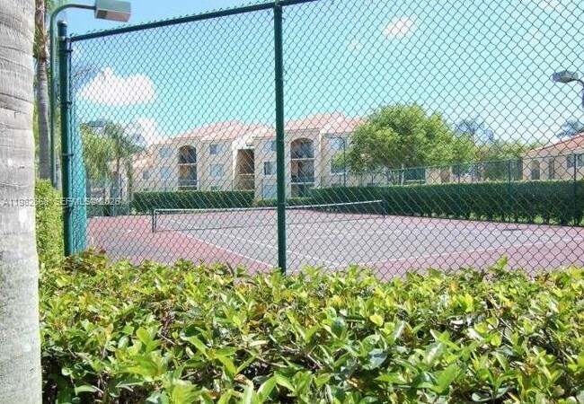 Building Photo - 1733 Village Blvd