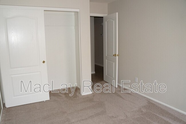 Building Photo - 3418 W Adobe Dam Rd