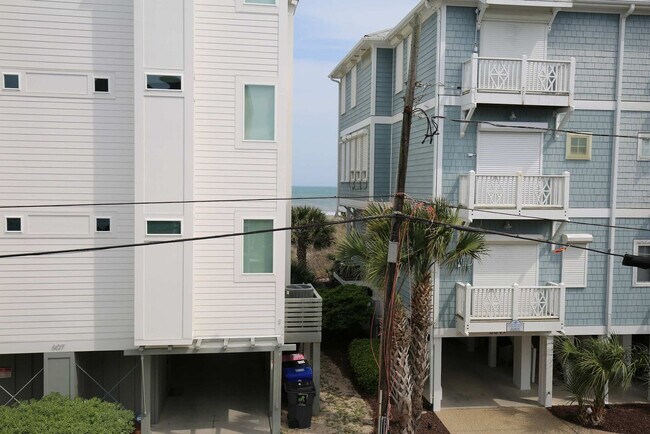 Building Photo - 608 Carolina Beach Ave S