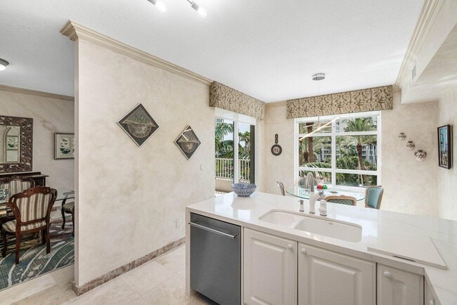 Building Photo - 3720 S Ocean Blvd
