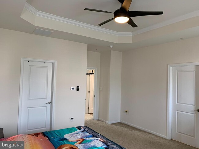 Building Photo - 9448 Ballard Green Dr