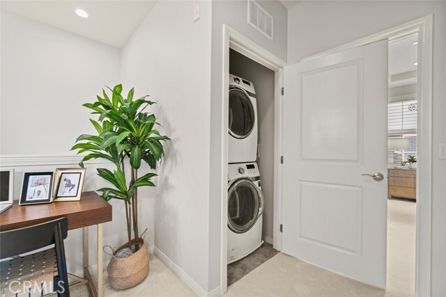 Building Photo - 111 Thornhurst