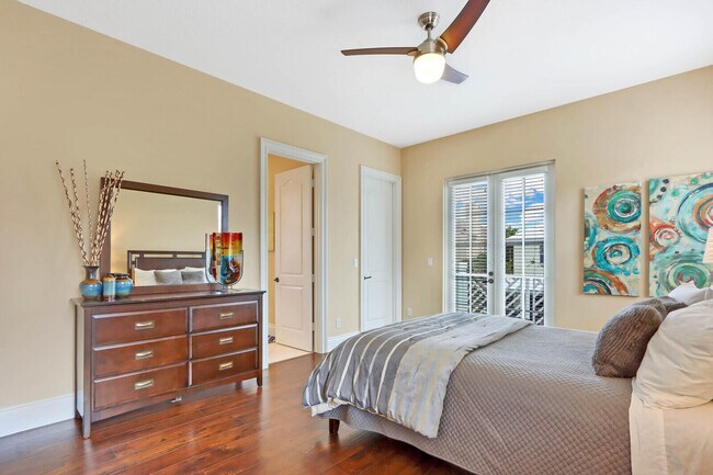 Building Photo - 124 Tulip Tree Ct