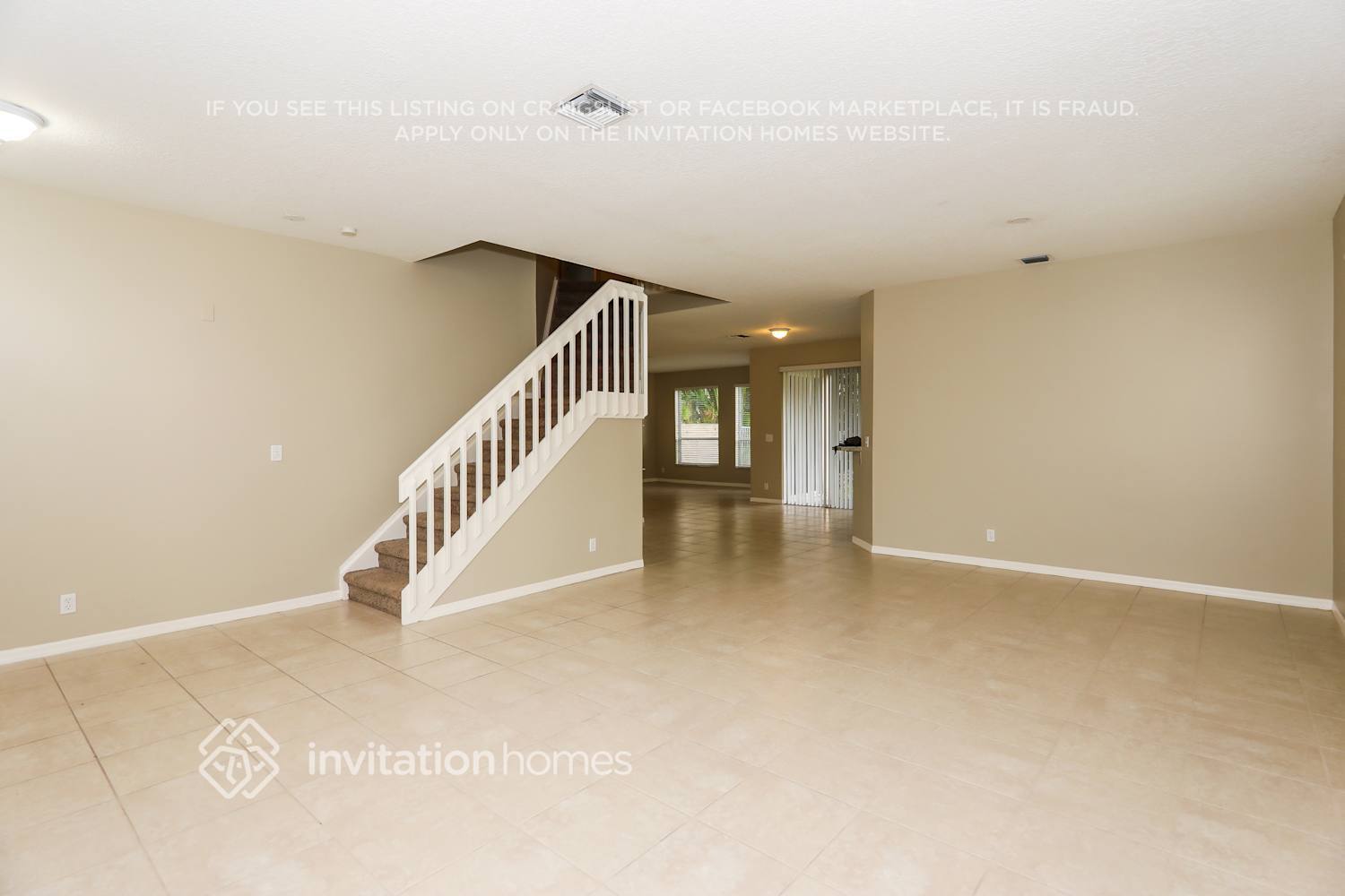 Building Photo - 10873 La Salinas Cir