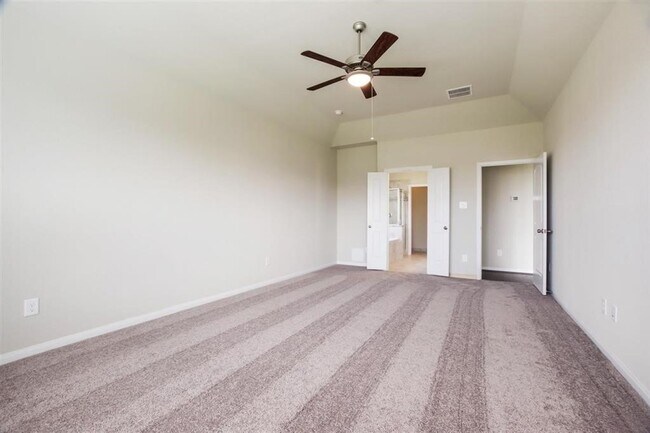 Building Photo - 17527 Field Row Trl