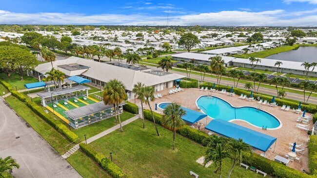 Building Photo - 5656 Via Delray Blvd
