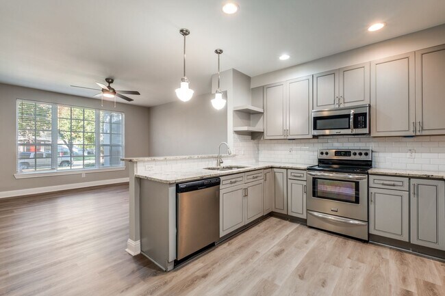 Building Photo - 3912 Rawlins St