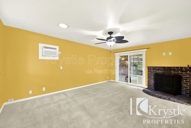 Building Photo - 306 Keats Dr