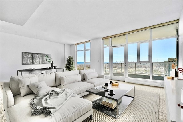 Building Photo - 411 W Seaside Way