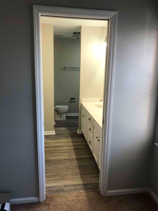 Building Photo - 9105 Kings Canyon Dr