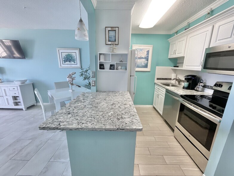 Building Photo - 303 Atlantic Ave