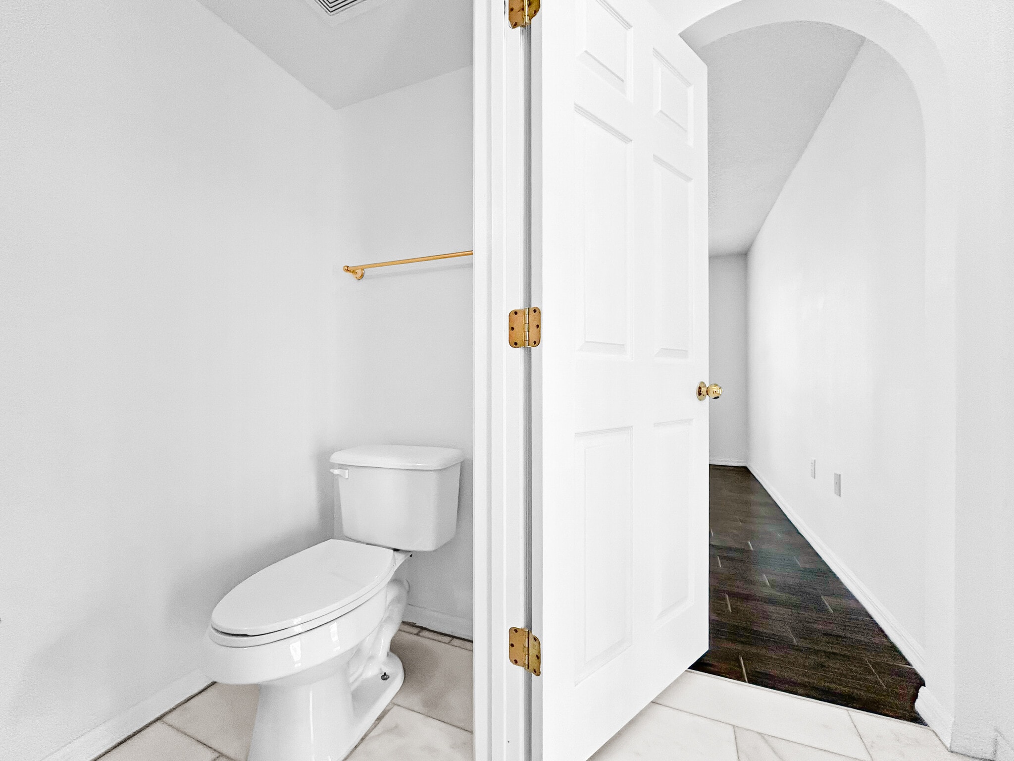 Building Photo - 1035 Ronlin St