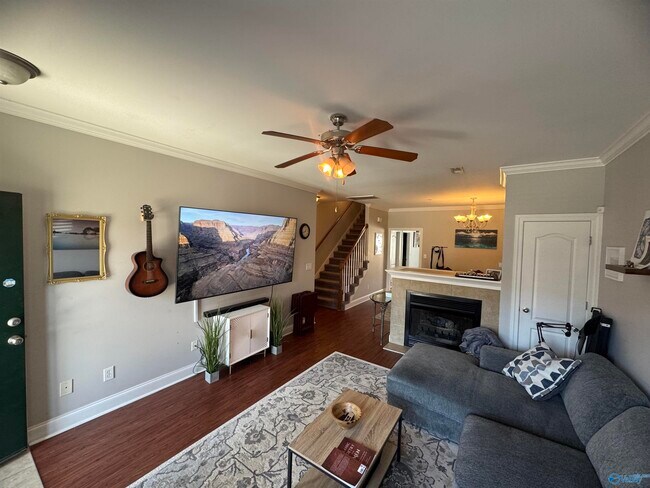 Building Photo - 468 Shamrock Dr