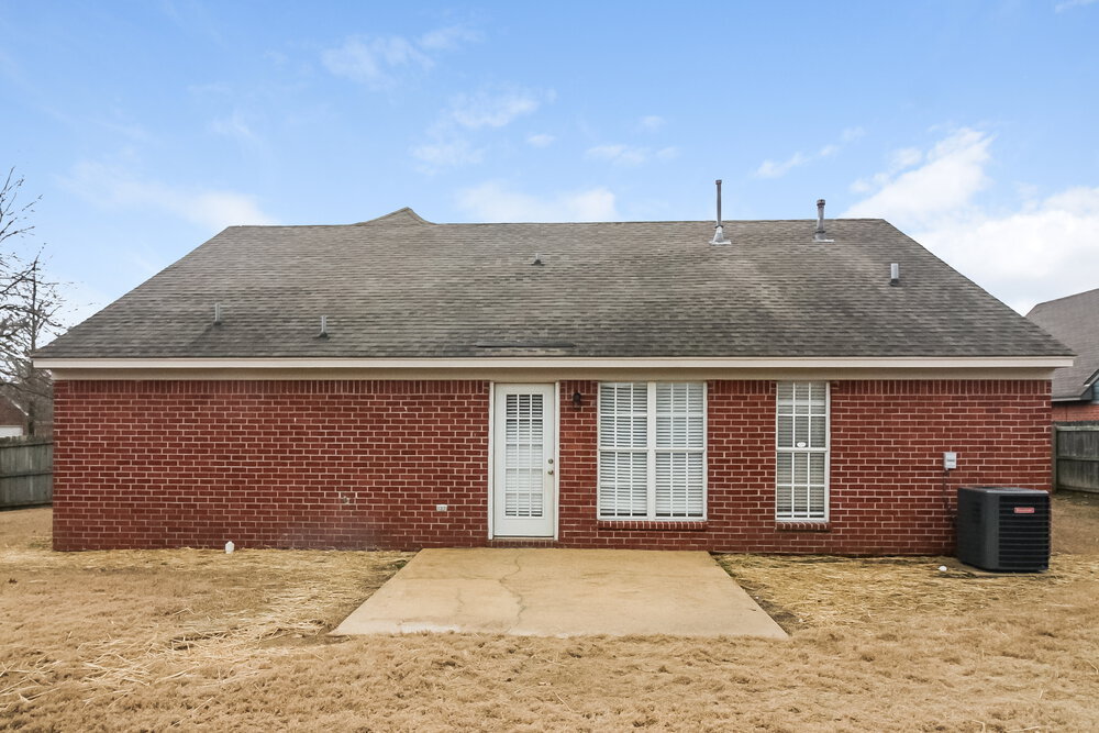 Building Photo - 10734 Ridgefield Dr