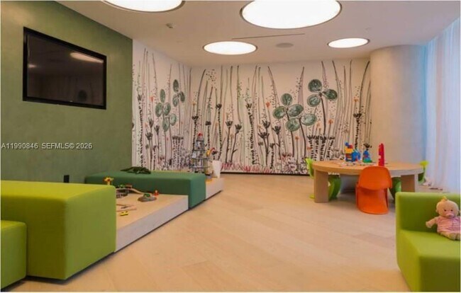 Building Photo - 10203 Collins Ave